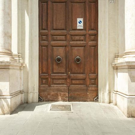 Rotonda 23 - Pantheon View Apartment Rome Luaran gambar
